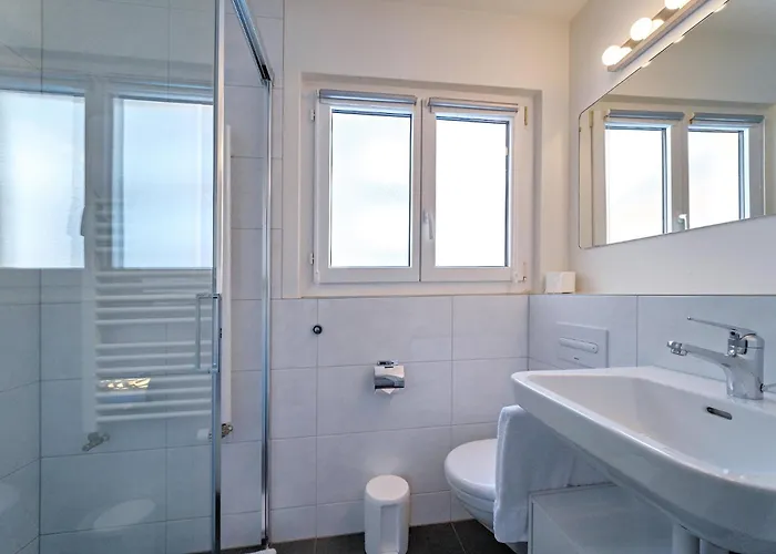 Paradies 210 Apartman